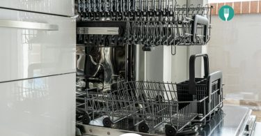 Expert Guide: How to Effectively Clean Your Dishwasher